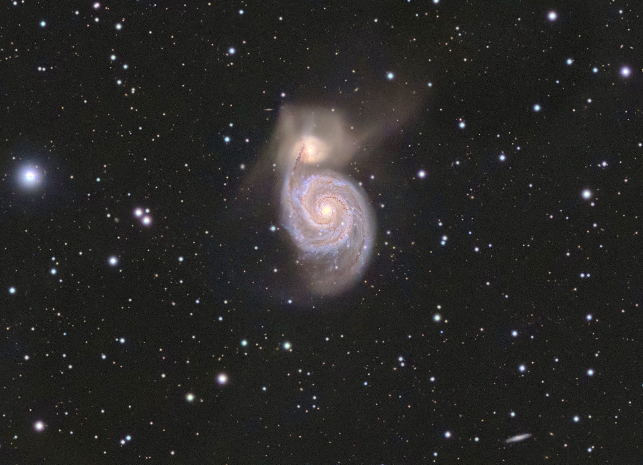 SJH-75UF sample image — M51 Whirlpool Galaxy ©Akihiro Yamazaki