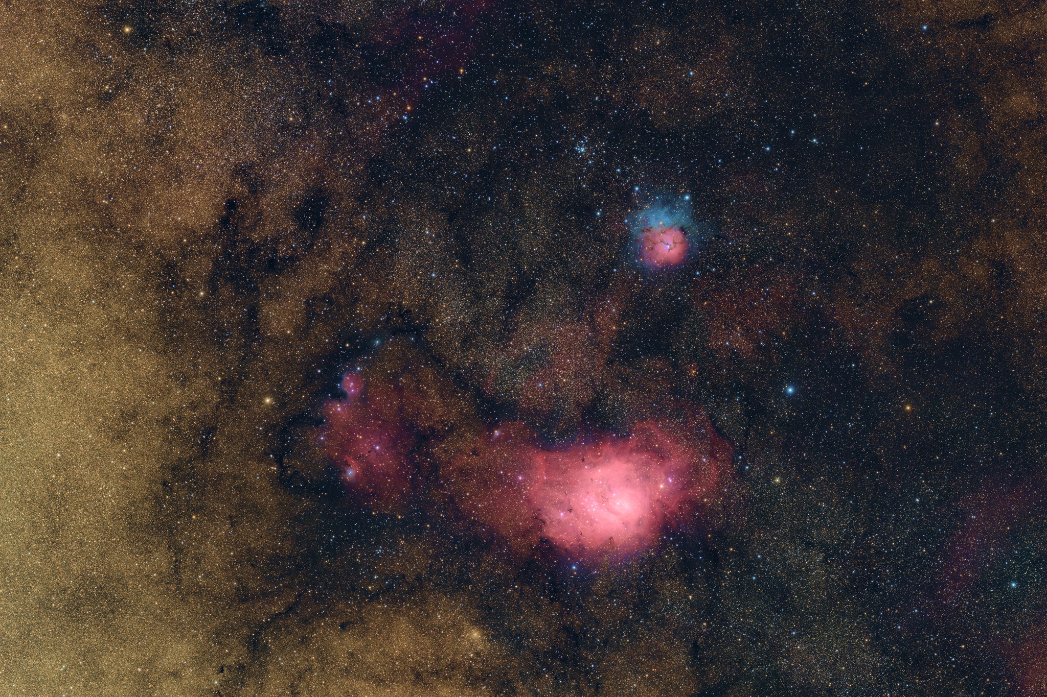 SJH-75UF sample image — M8 Lagoon Nebula and M20 Trifid Nebula